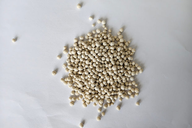 Abono específico para palmeras en formato granular, ideal para mezclas mecánicas y Bulk Blending